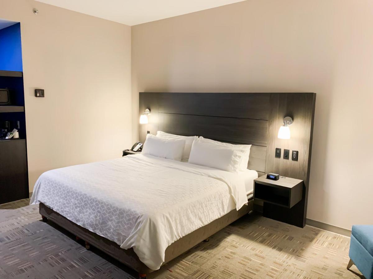 Holiday Inn Express & Suites - Tijuana Otay By Ihg ภายนอก รูปภาพ