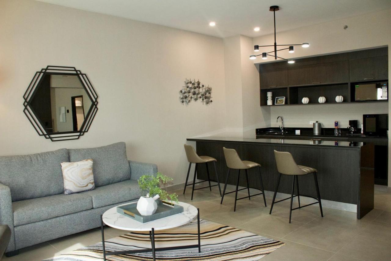 Holiday Inn Express & Suites - Tijuana Otay By Ihg ภายนอก รูปภาพ