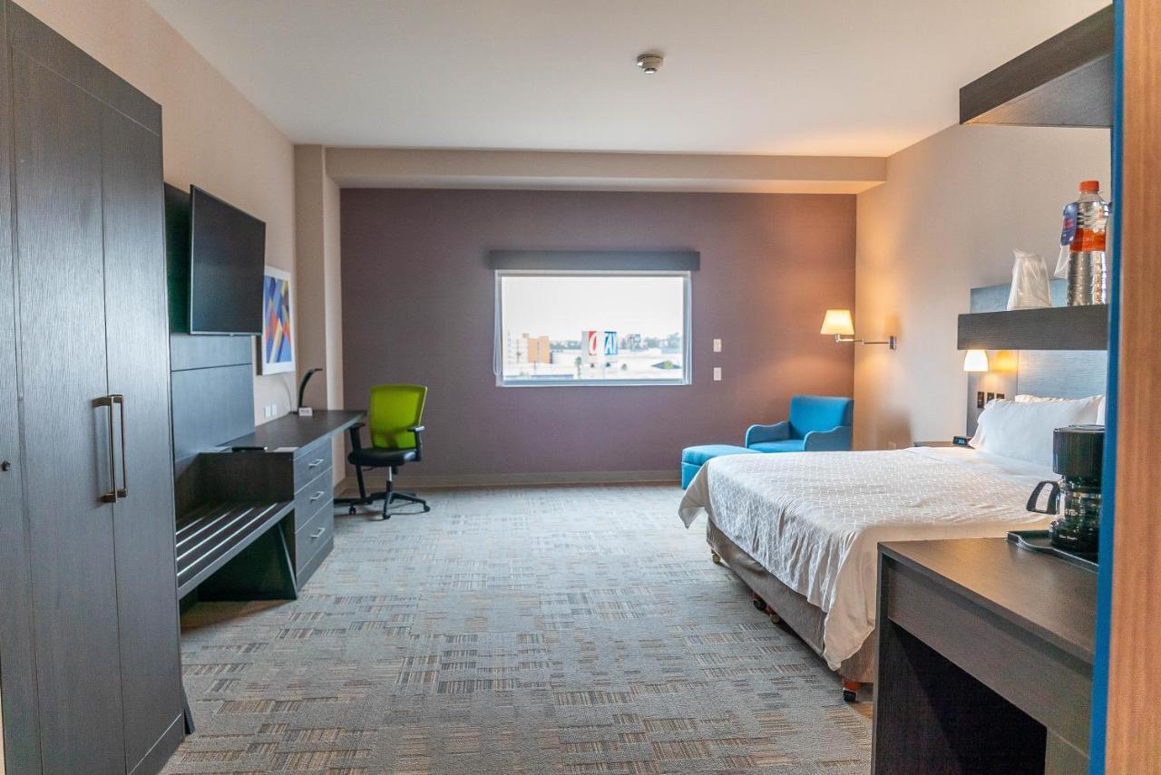Holiday Inn Express & Suites - Tijuana Otay By Ihg ภายนอก รูปภาพ