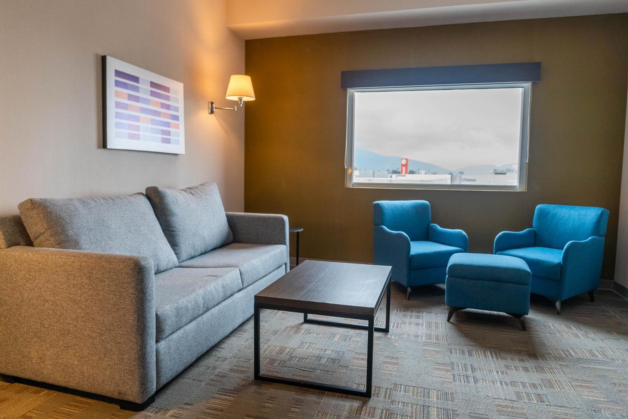 Holiday Inn Express & Suites - Tijuana Otay By Ihg ภายนอก รูปภาพ